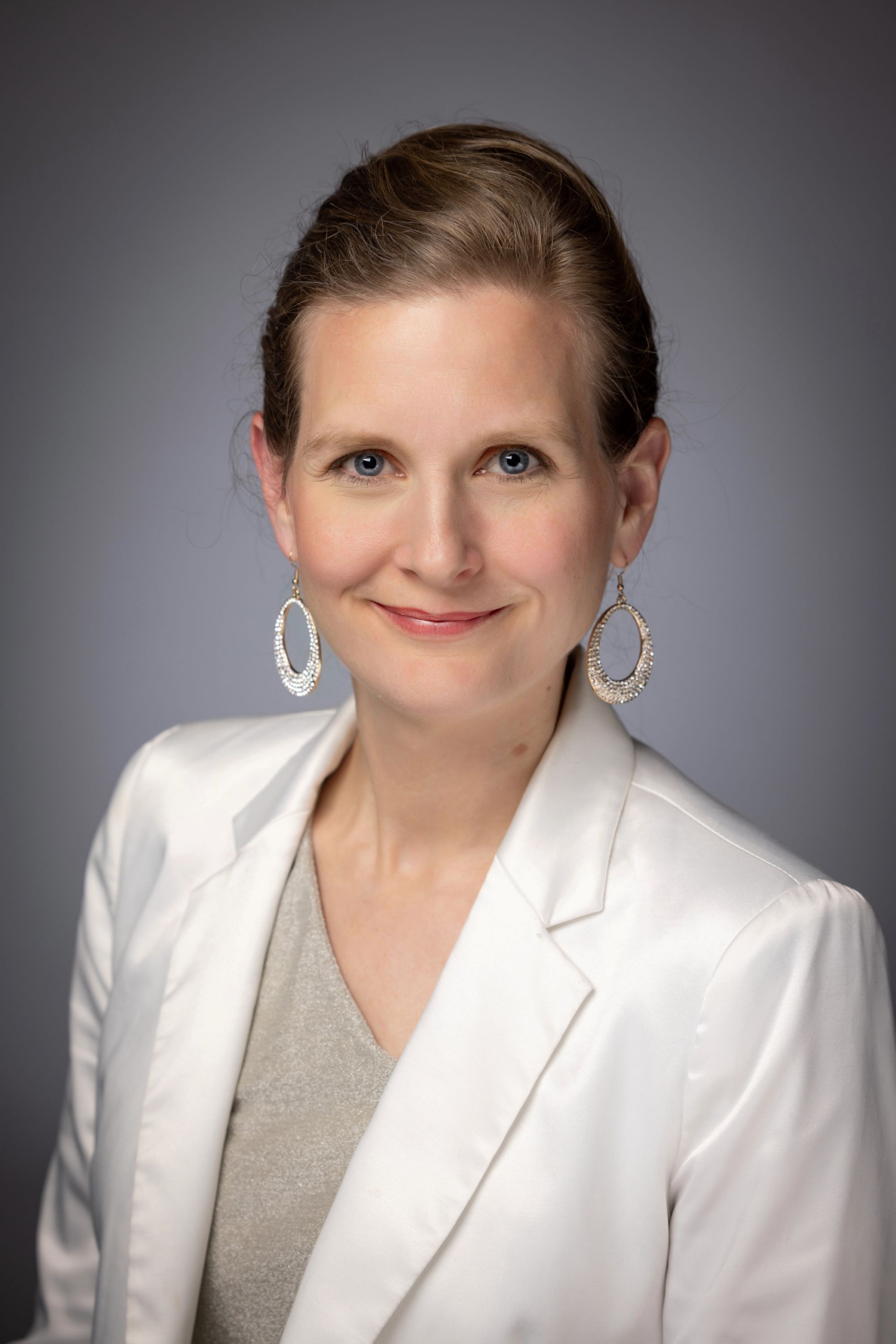 Mindy Lepp headshot